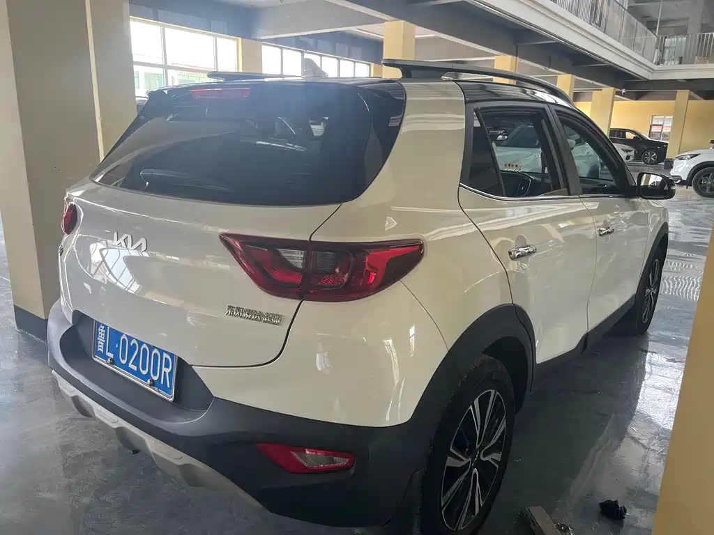 Kia KX1 2021 1.4L CVT