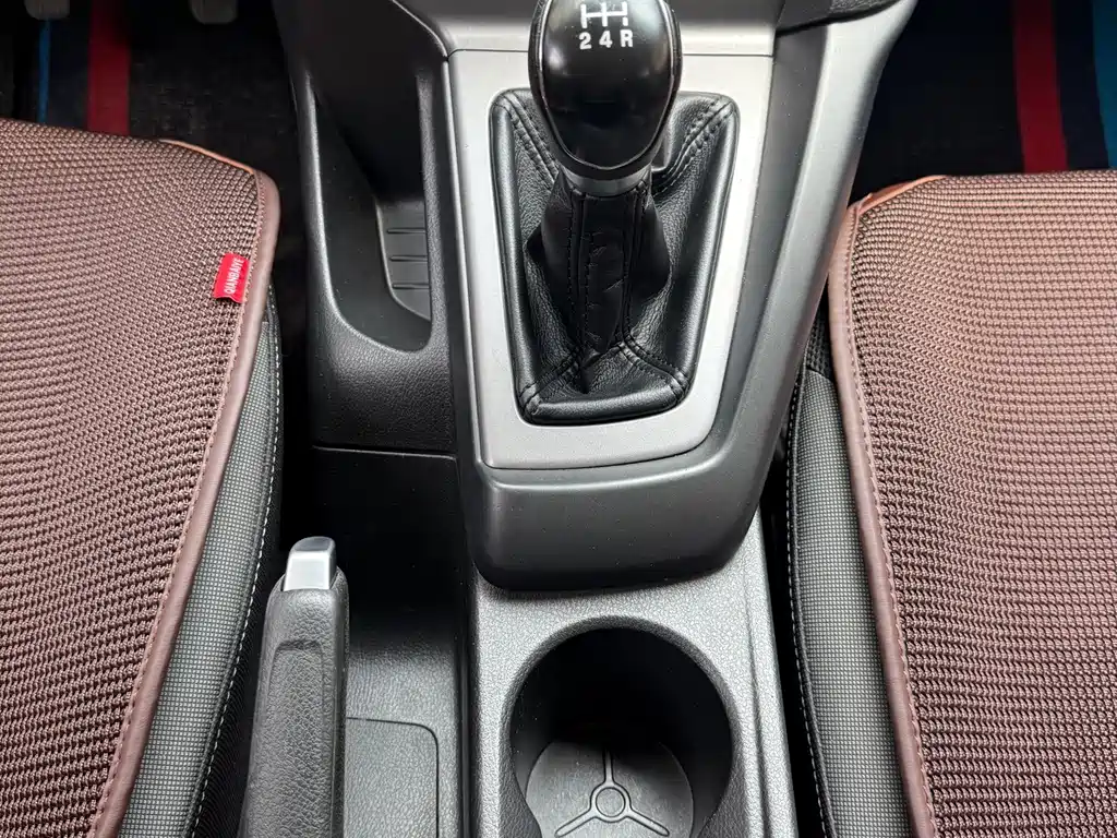 Ford Focus — миниатюра 14