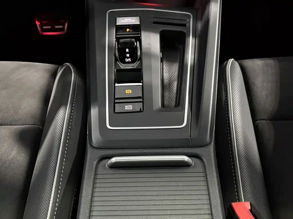 Volkswagen Golf — миниатюра 15