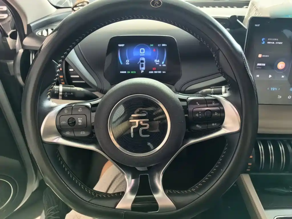 BYD Yuan Plus — миниатюра 11