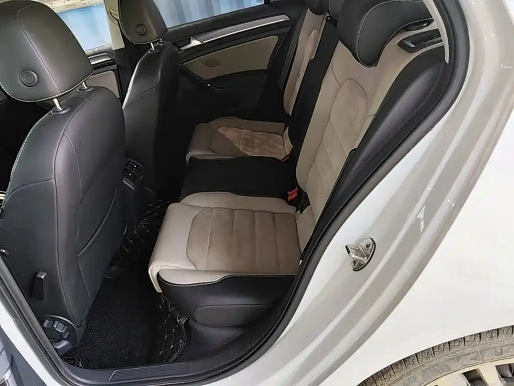 Volkswagen Golf — миниатюра 22