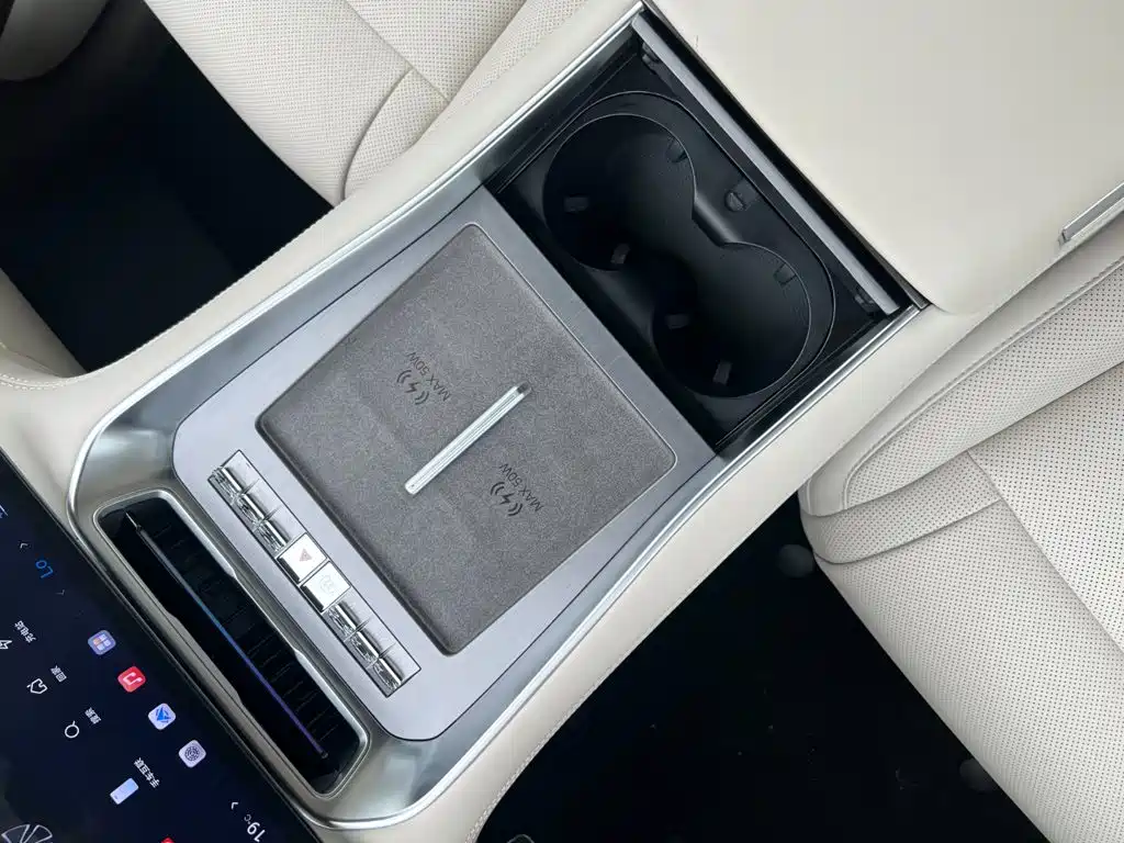 Denza Zoom N8L — миниатюра 23