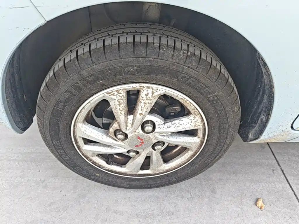 Wuling MINIEV — миниатюра 23