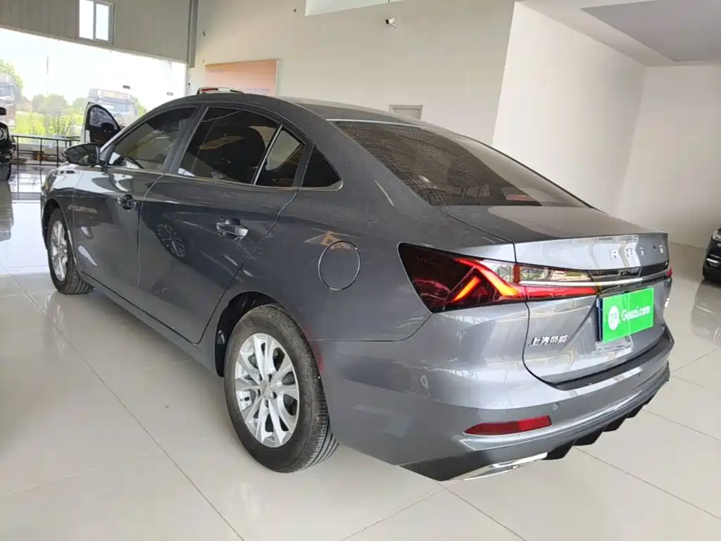 Roewe i5 2023 1.5L CVT Luxury