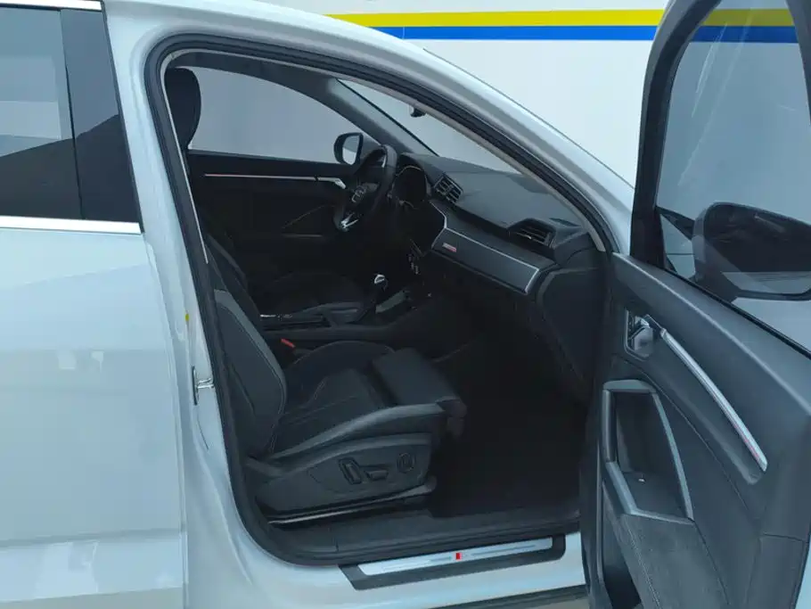 Audi Q3 Sportback — миниатюра 8