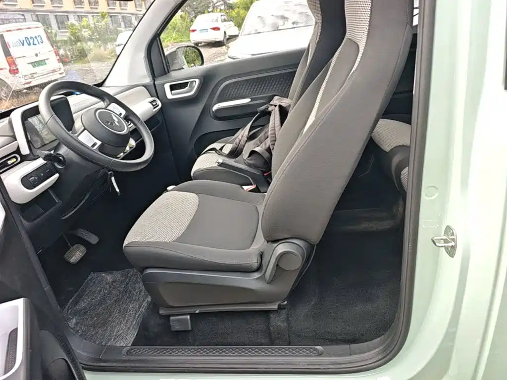 Wuling MINIEV — миниатюра 15