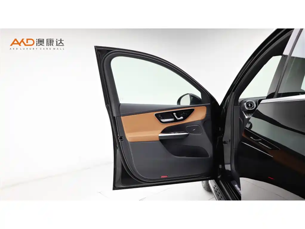 Mercedes-Benz GLC 2024 GLC 300 L 4MATIC 5 мест