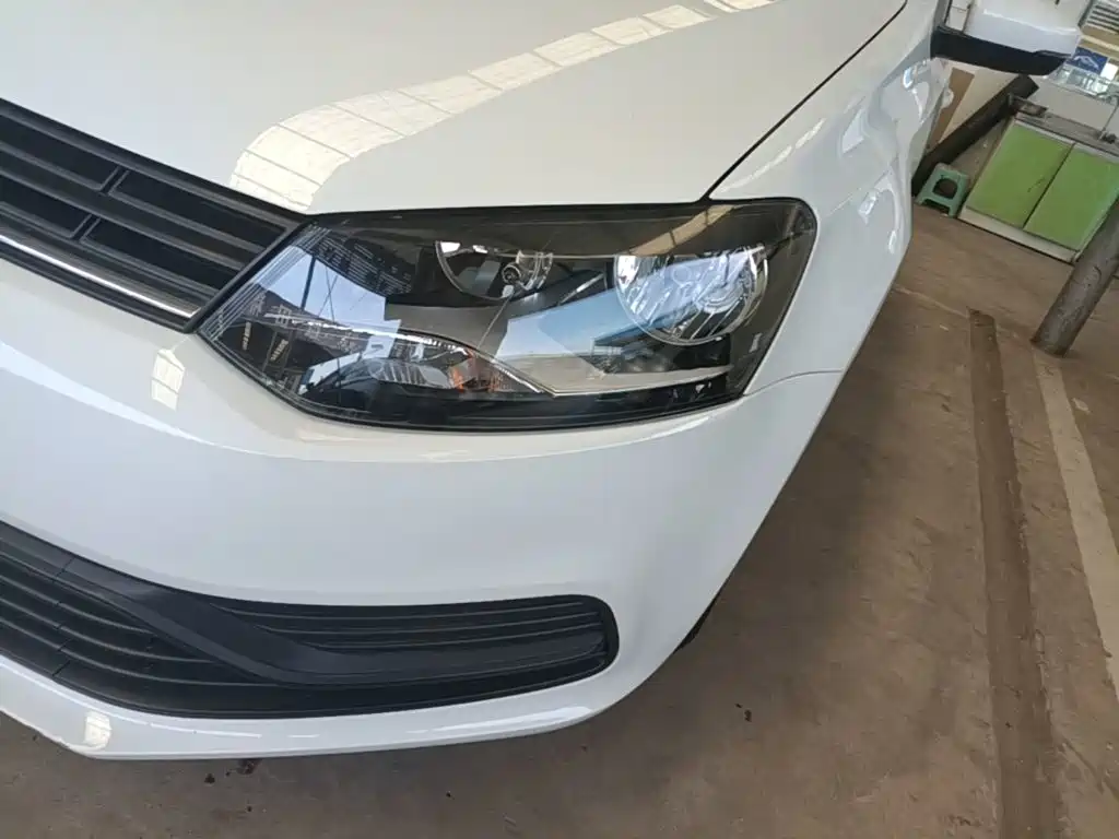 Volkswagen Polo — миниатюра 24