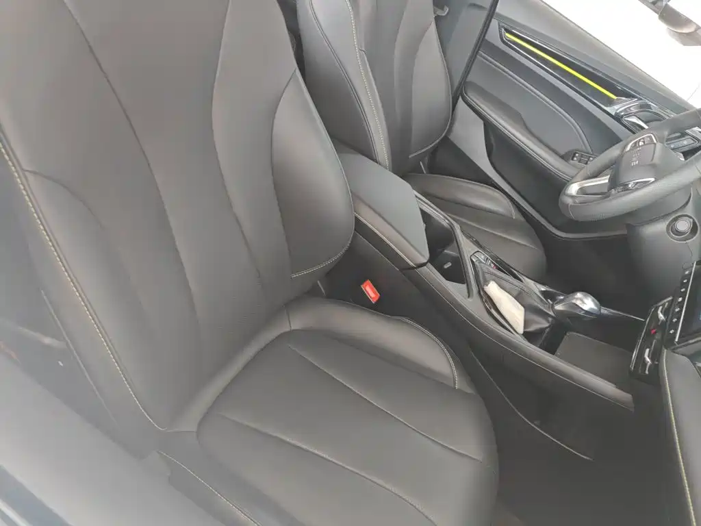 Roewe i5 — миниатюра 20