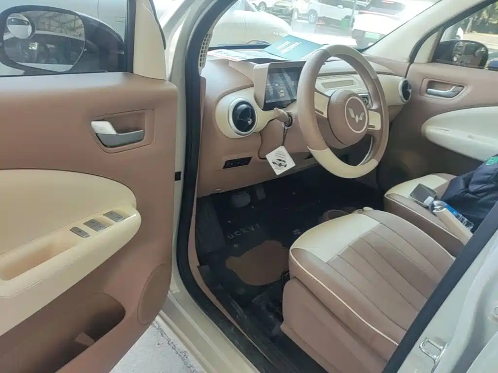 Wuling MINIEV — миниатюра 16