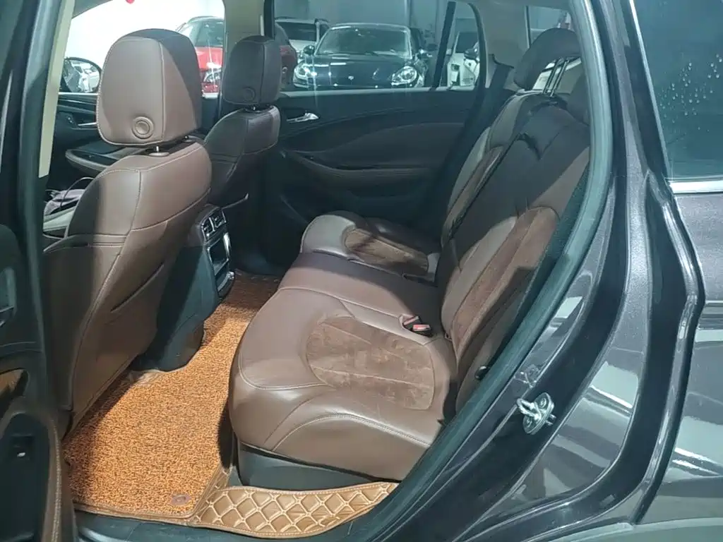 Buick Envision Plus — миниатюра 17