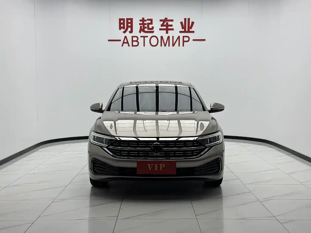 Volkswagen Sagitar — миниатюра 3