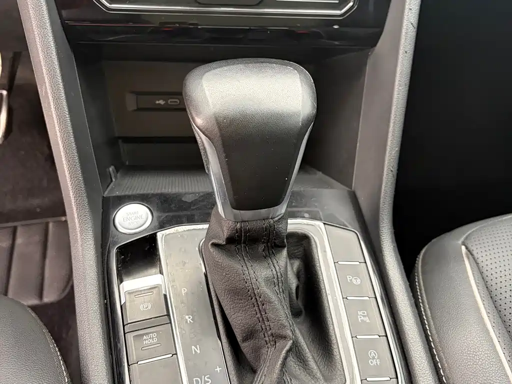 Volkswagen Tiguan L — миниатюра 8