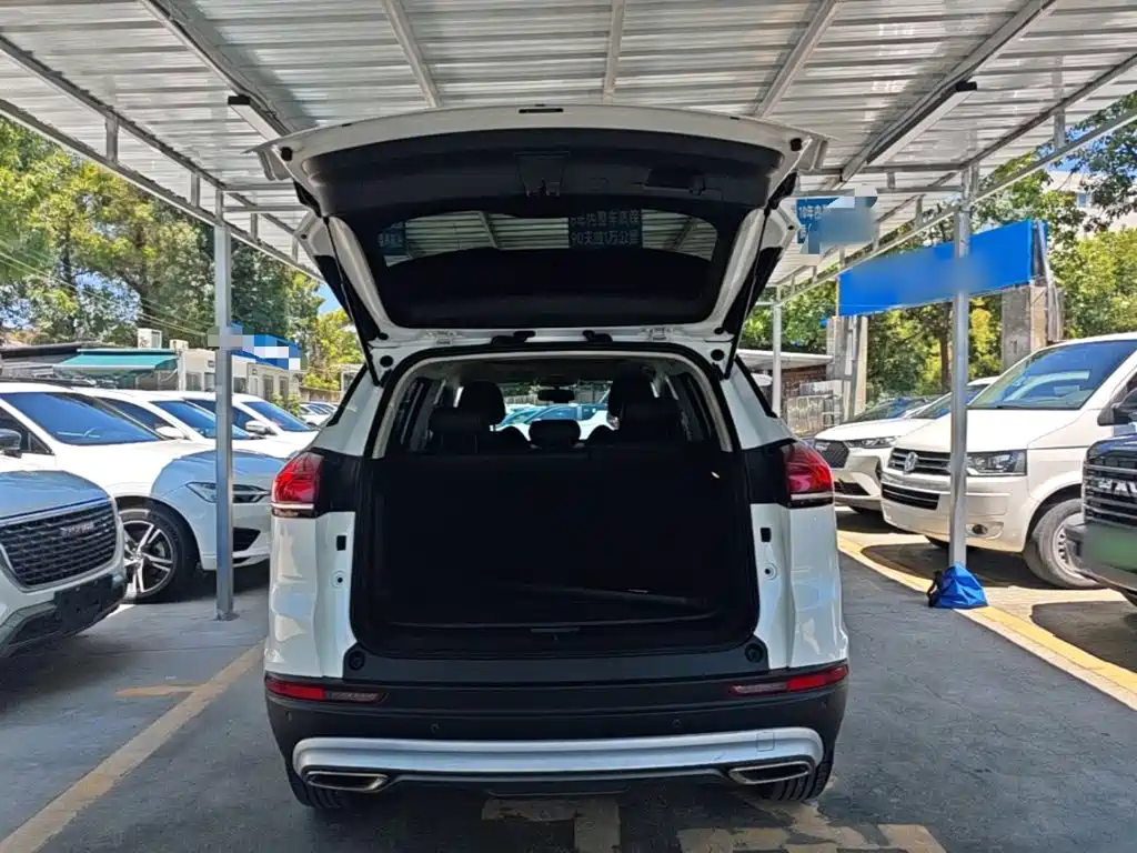Geely Boyue — миниатюра 19