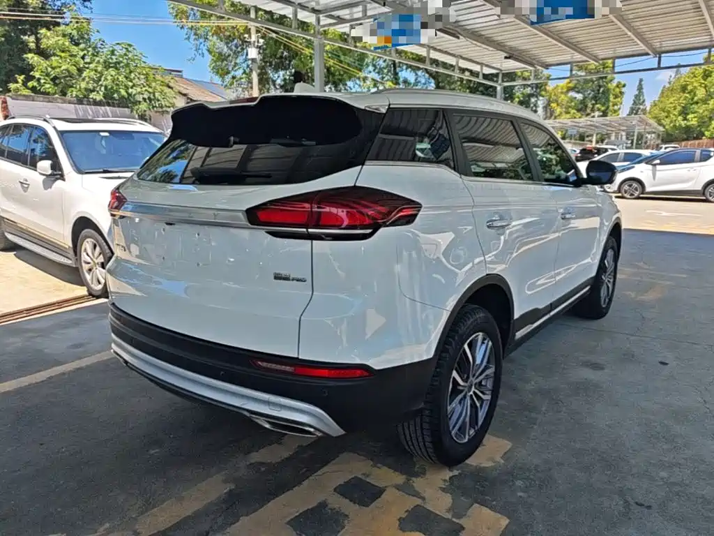 Geely Boyue — миниатюра 7