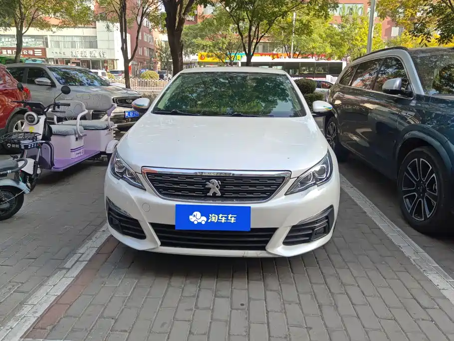 Peugeot 308 — миниатюра 2