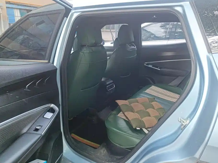 Geely Boyue — миниатюра 11