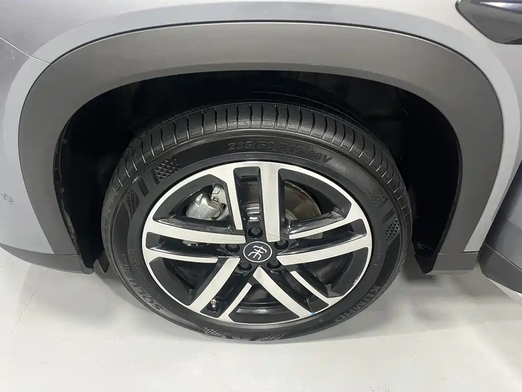 BYD L DM-i — миниатюра 16