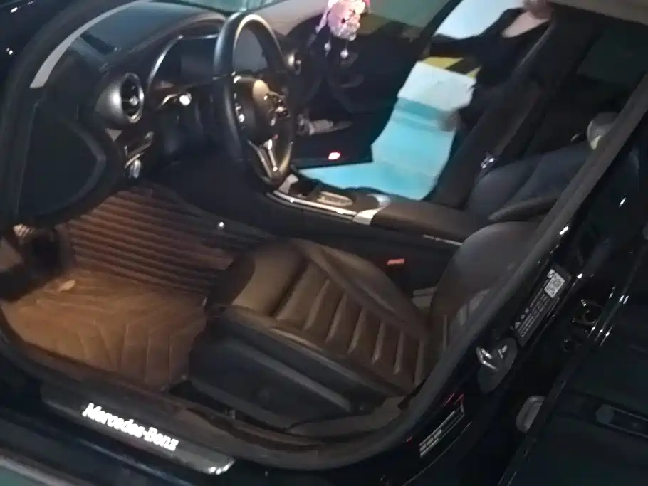 Mercedes-Benz C-Class — миниатюра 9