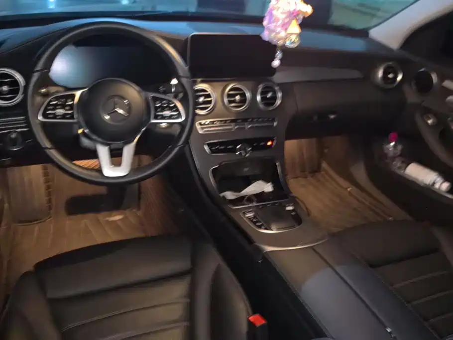 Mercedes-Benz C-Class — миниатюра 12