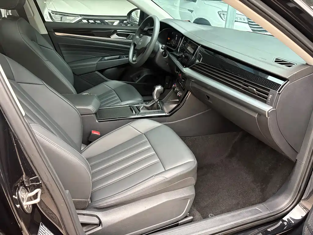 Volkswagen Passat — миниатюра 12