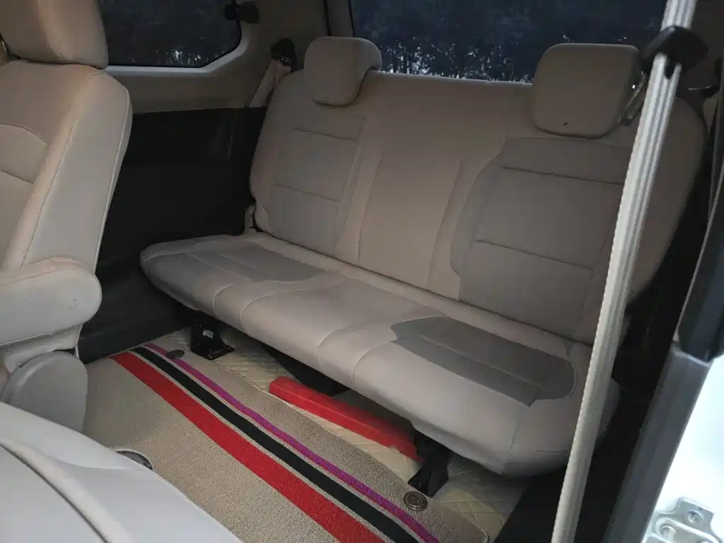 Wuling Hongguang — миниатюра 15