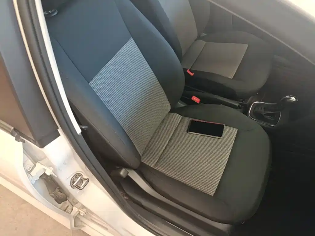 Volkswagen Polo — миниатюра 25