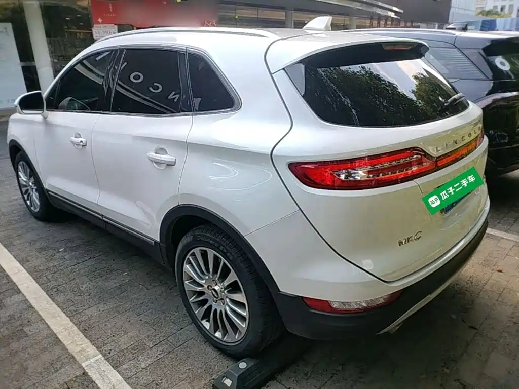 Lincoln MKC — миниатюра 5