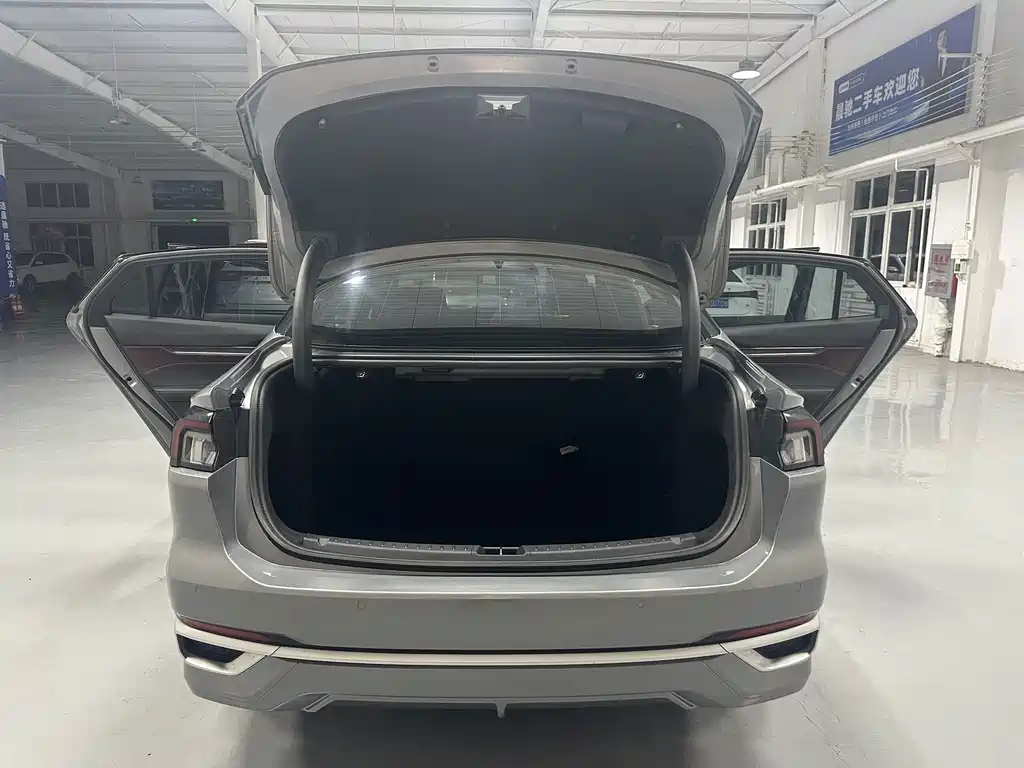 Ford Mondeo — миниатюра 15