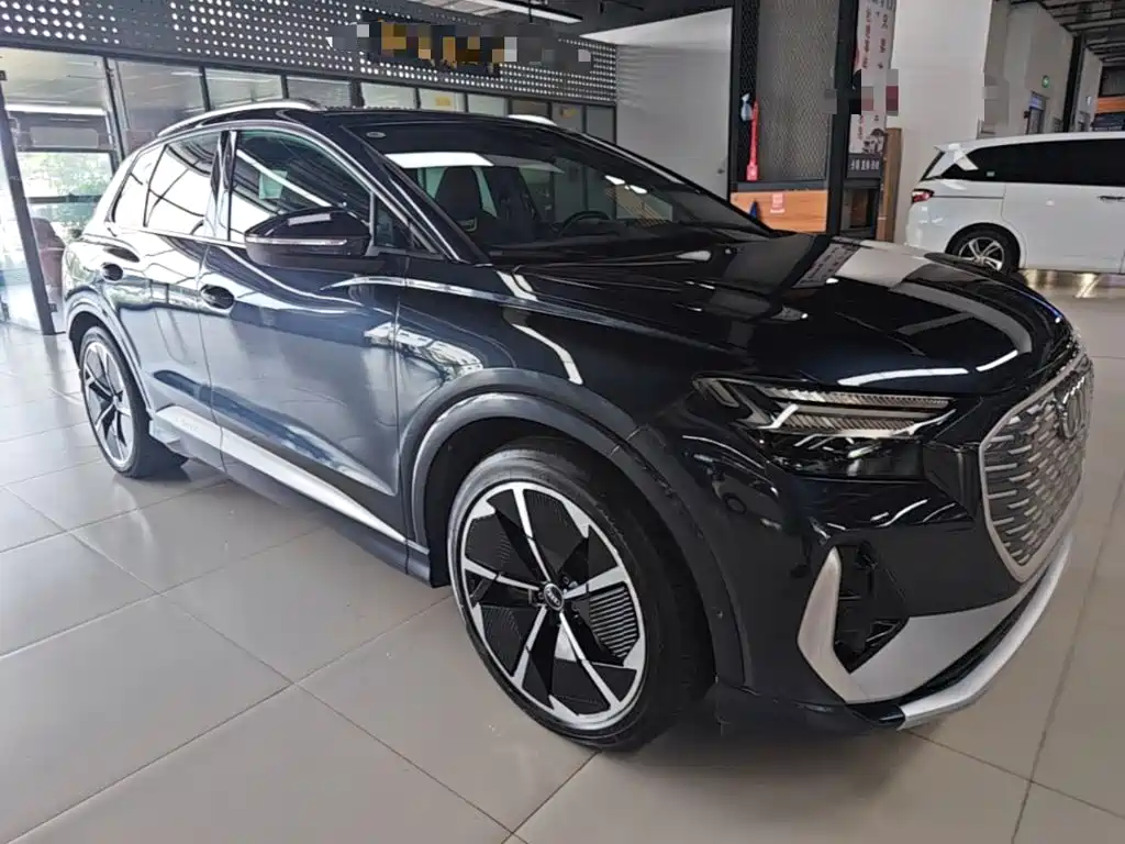 Audi Q4 e-tron — миниатюра 22