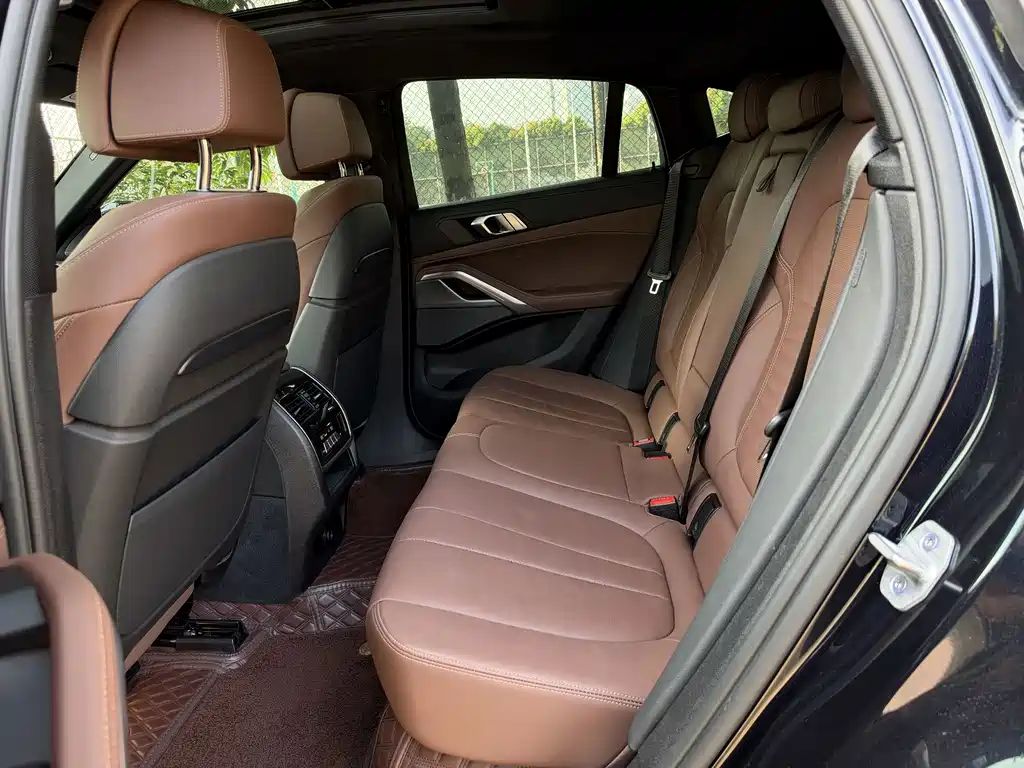BMW X6 — миниатюра 10