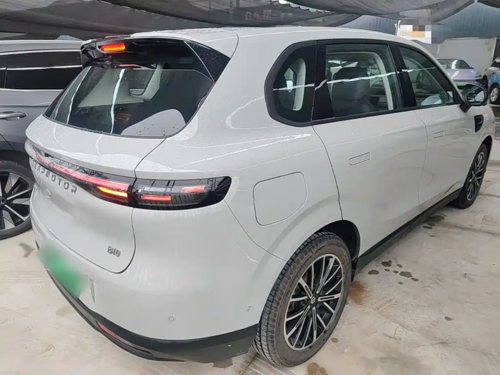 Leapmotor Leapmotor B10 — миниатюра 7
