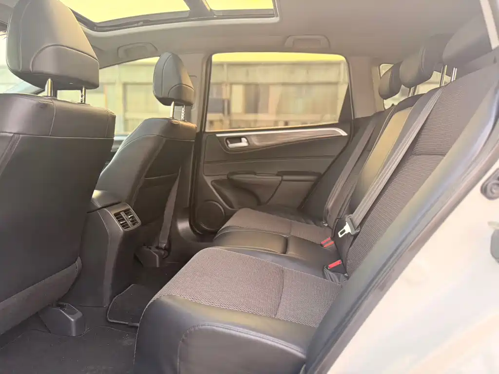 Honda Jade — миниатюра 8