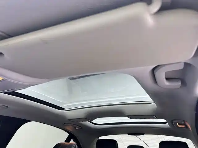 Mercedes-Benz C-Class — миниатюра 12