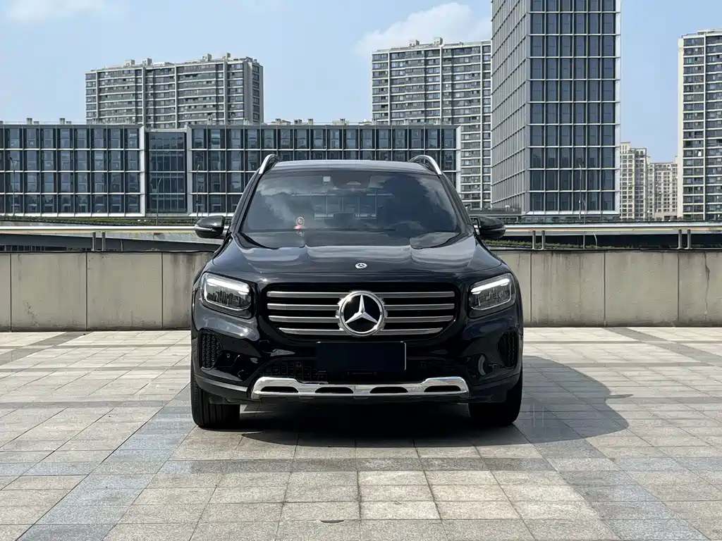 Mercedes-Benz GLB — миниатюра 2