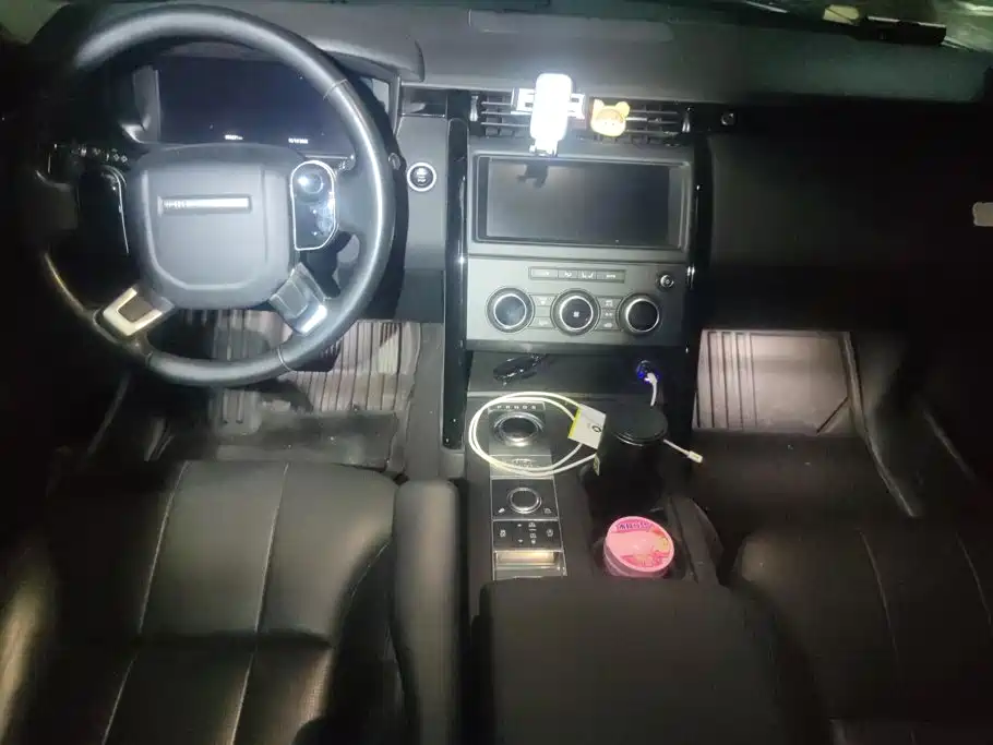Land Rover Discovery — миниатюра 12