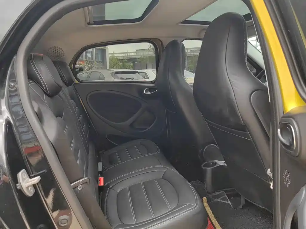 smart Smart Forfour — миниатюра 9