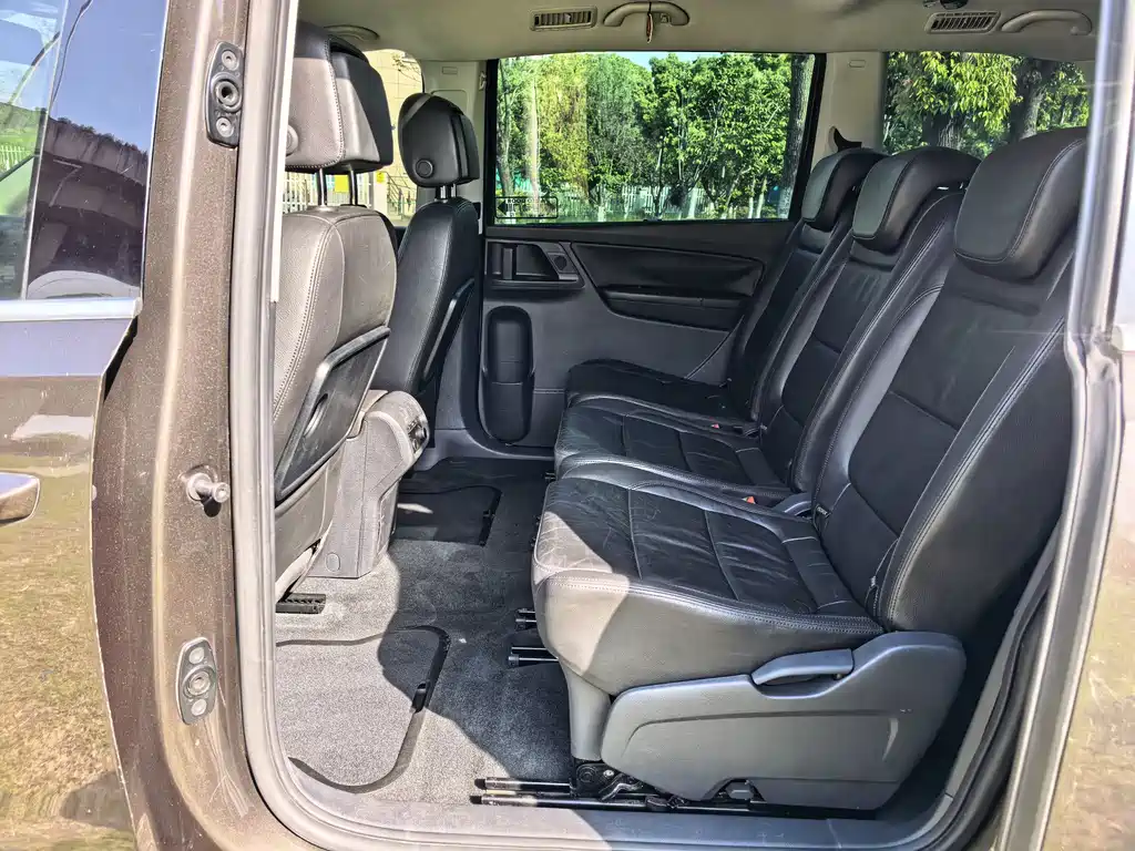 Volkswagen Sharan — миниатюра 9