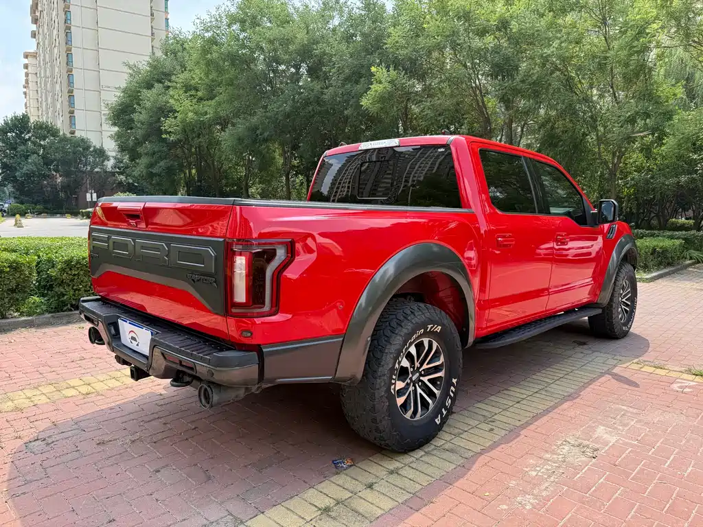 Ford F-150 Raptor — миниатюра 6