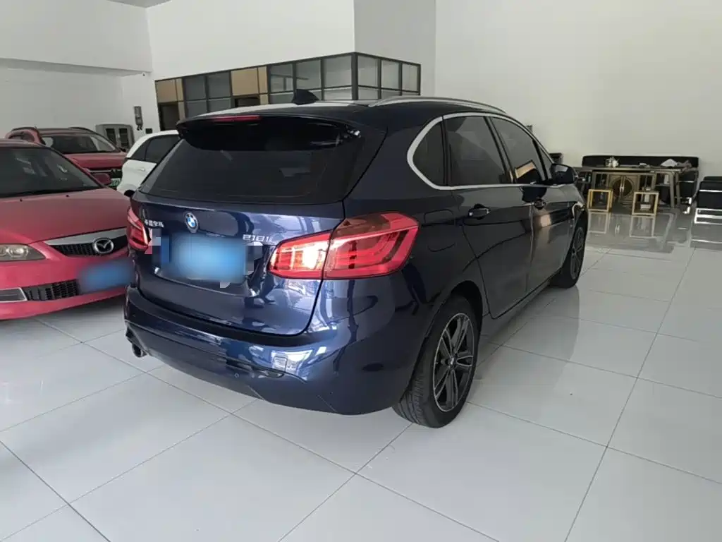 BMW 2 Series Active Tourer — миниатюра 7