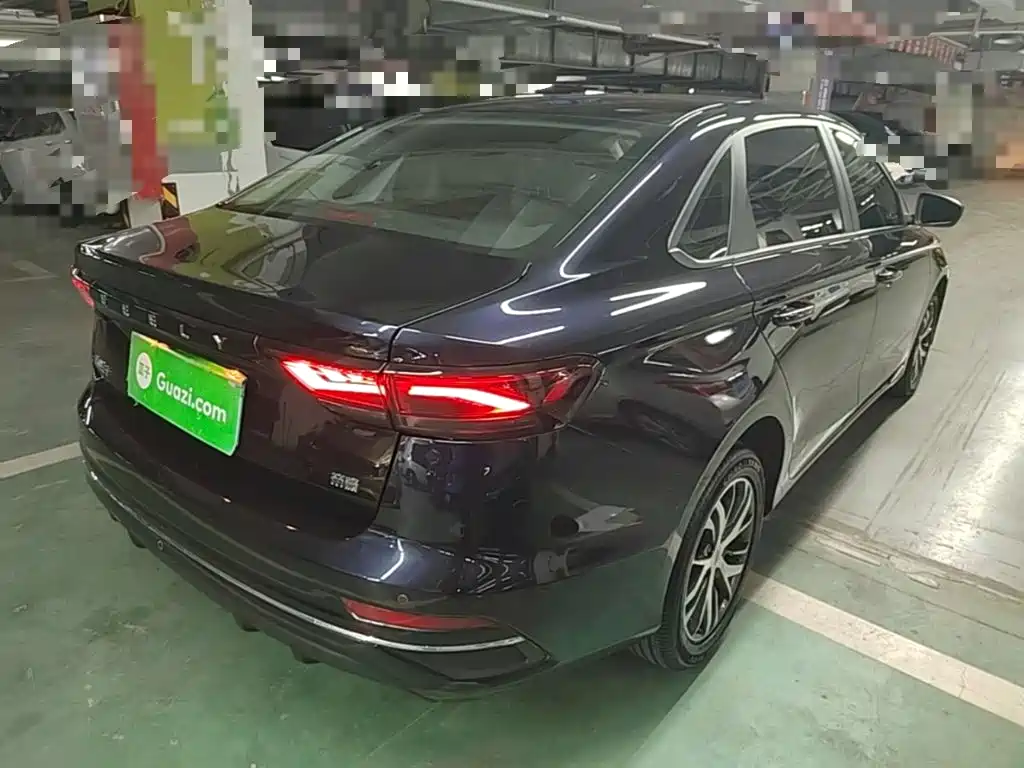 Geely Emgrand — миниатюра 7
