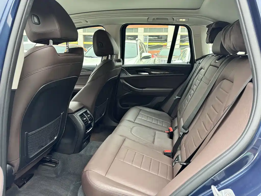 BMW X3 — миниатюра 6