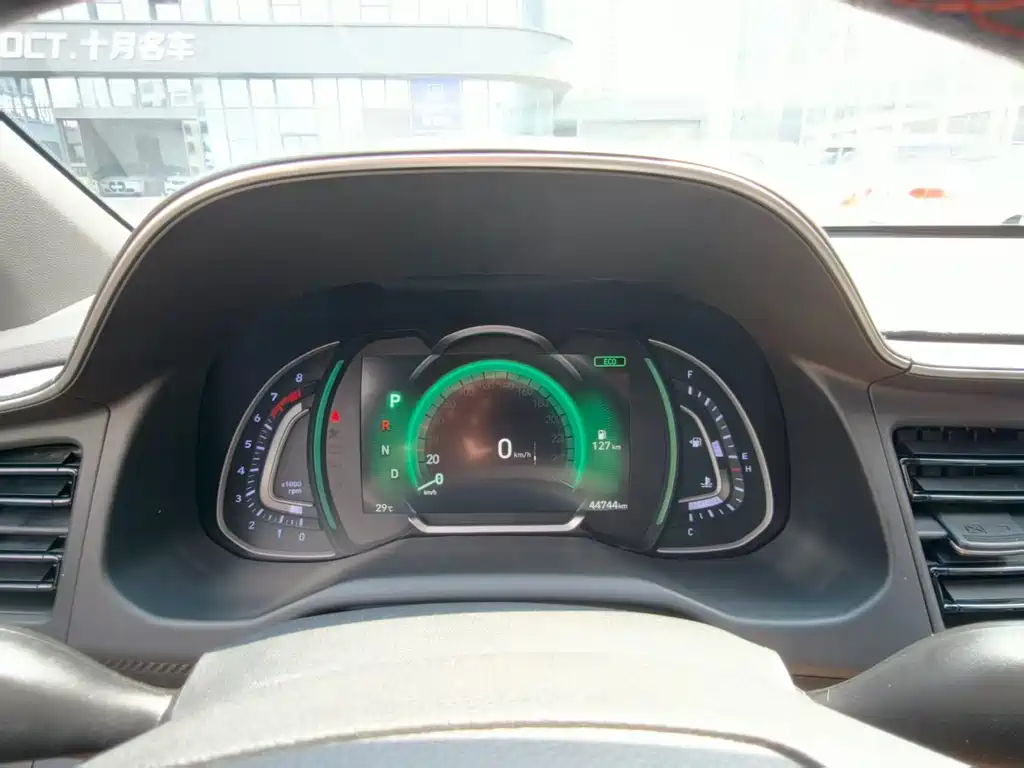 Hyundai Elantra — миниатюра 7