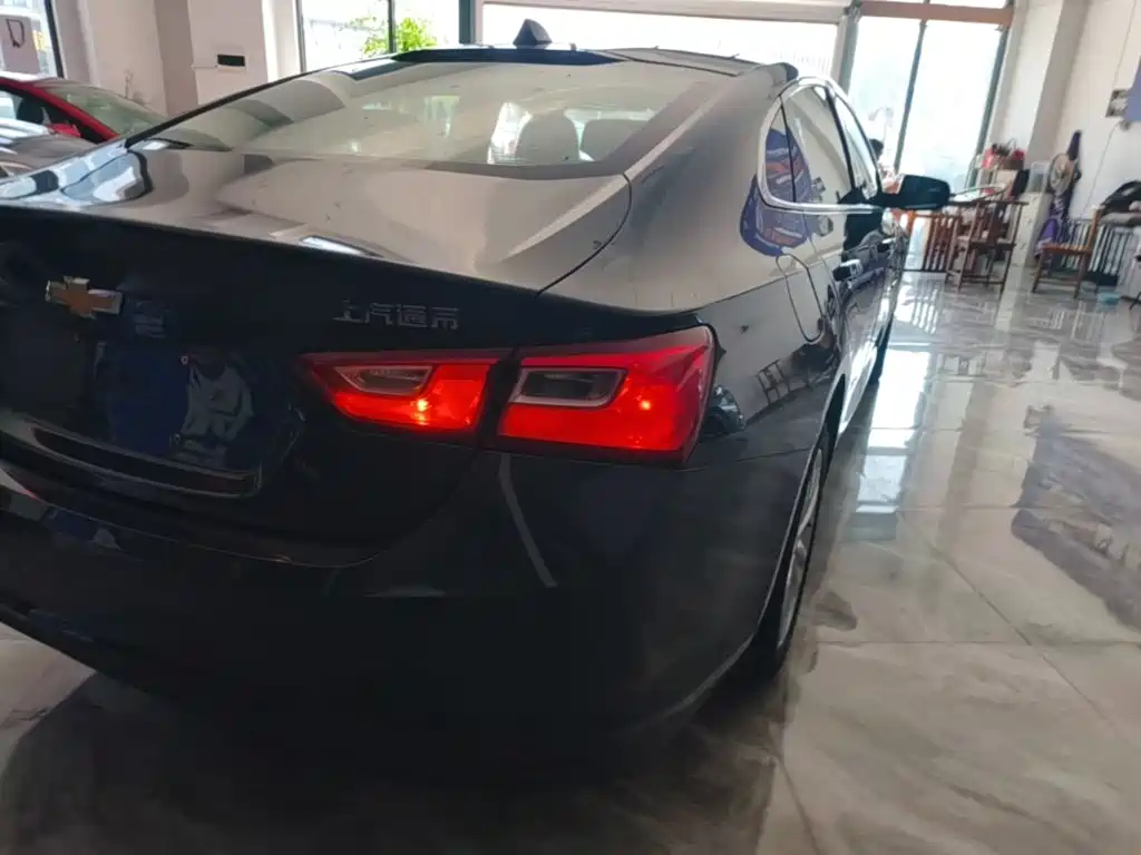 Chevrolet Malibu XL — миниатюра 8