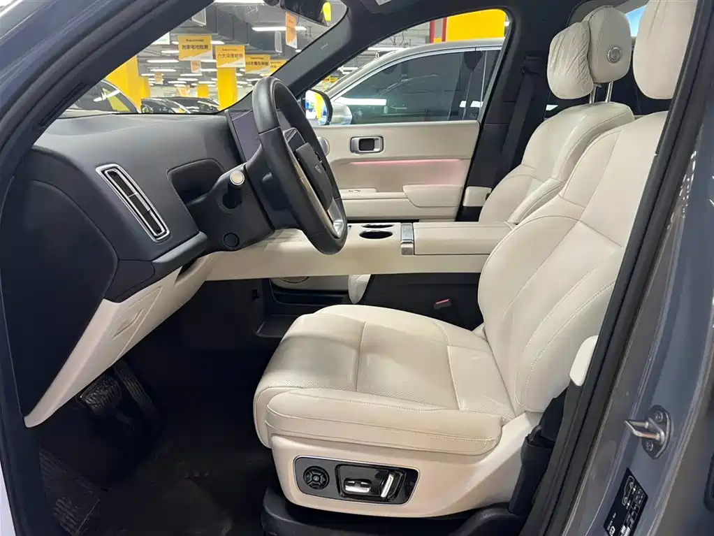 Li Auto L8 2025 Max