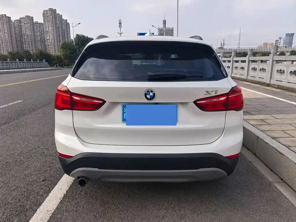 BMW X1 — миниатюра 5