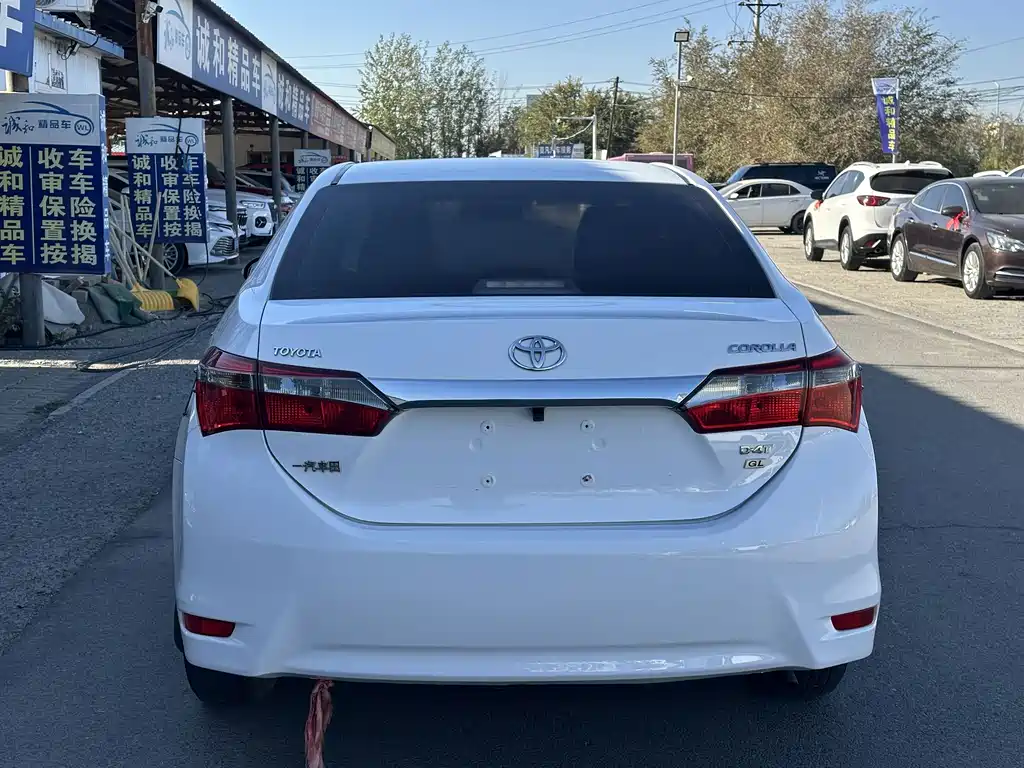 Toyota Corolla — миниатюра 8