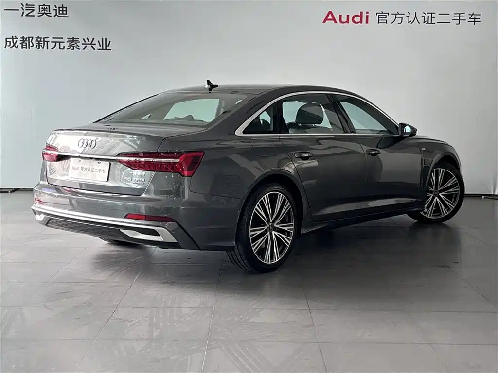 Audi A6L 2023 55 TFSI quattro Premium