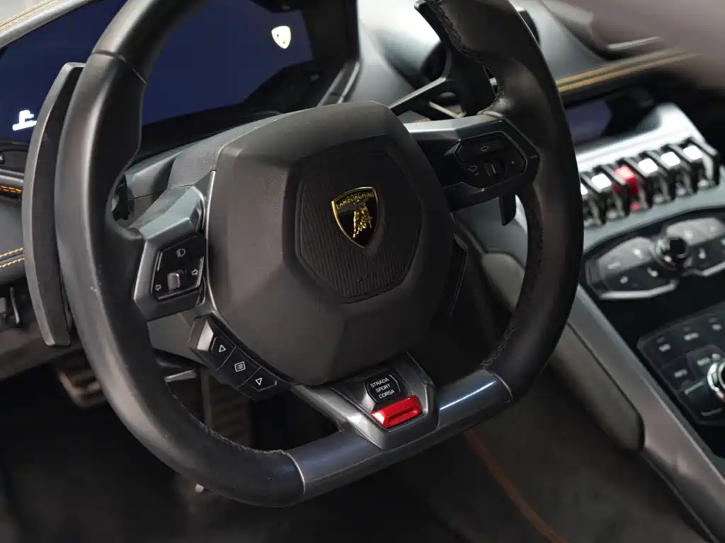 Lamborghini Huracán — миниатюра 12