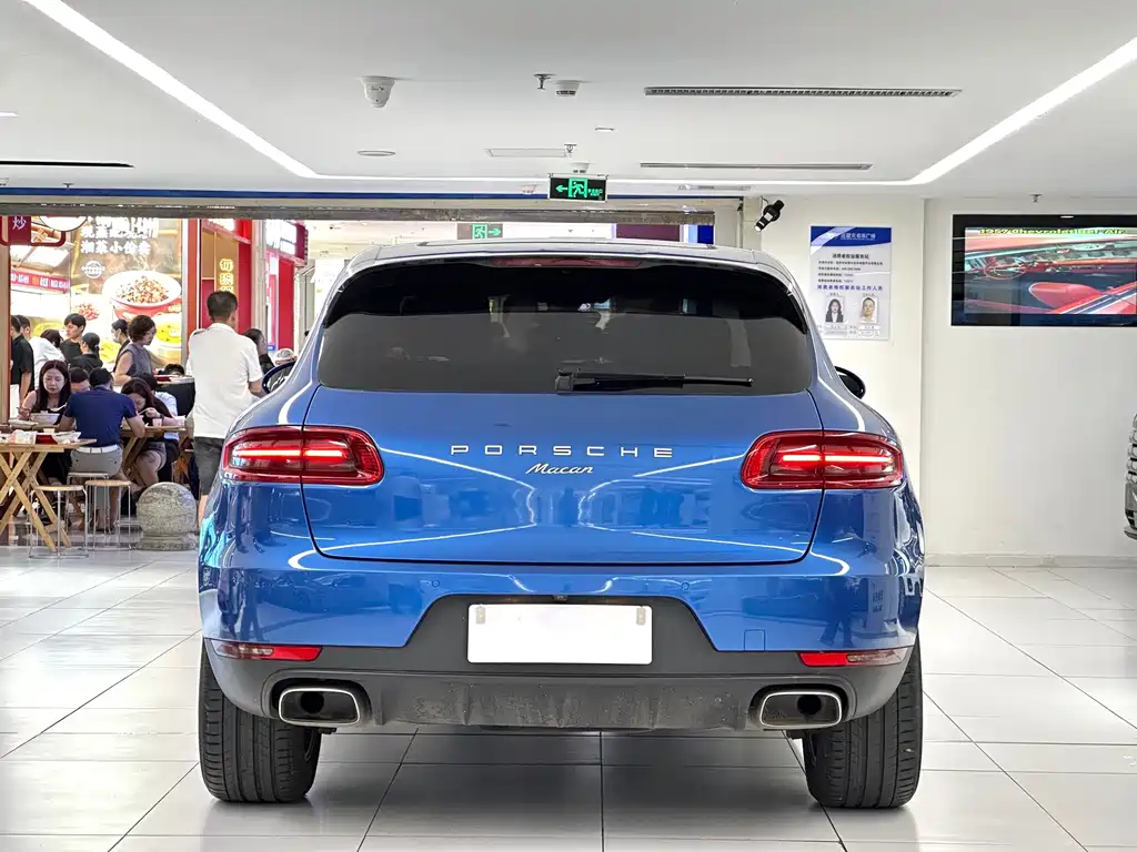 Porsche Macan — миниатюра 6